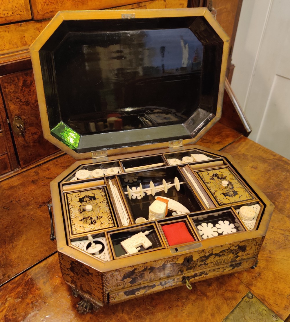 REGENCY LACQUERED CHINOISERIE SEWING Box, from the Qing Dynasty. Circa 1825.  View III