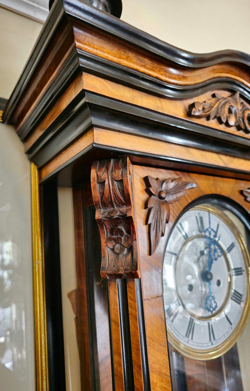Double Weighted Walnut 8-day Vienna Regulator Wall Clock, 19th century  View VII