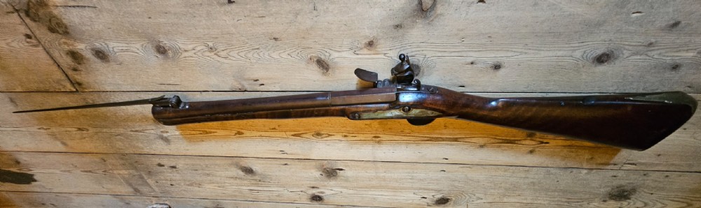 Flintlock Blunderbuss fitted with a folding bayonet circa 1780. View XXV
