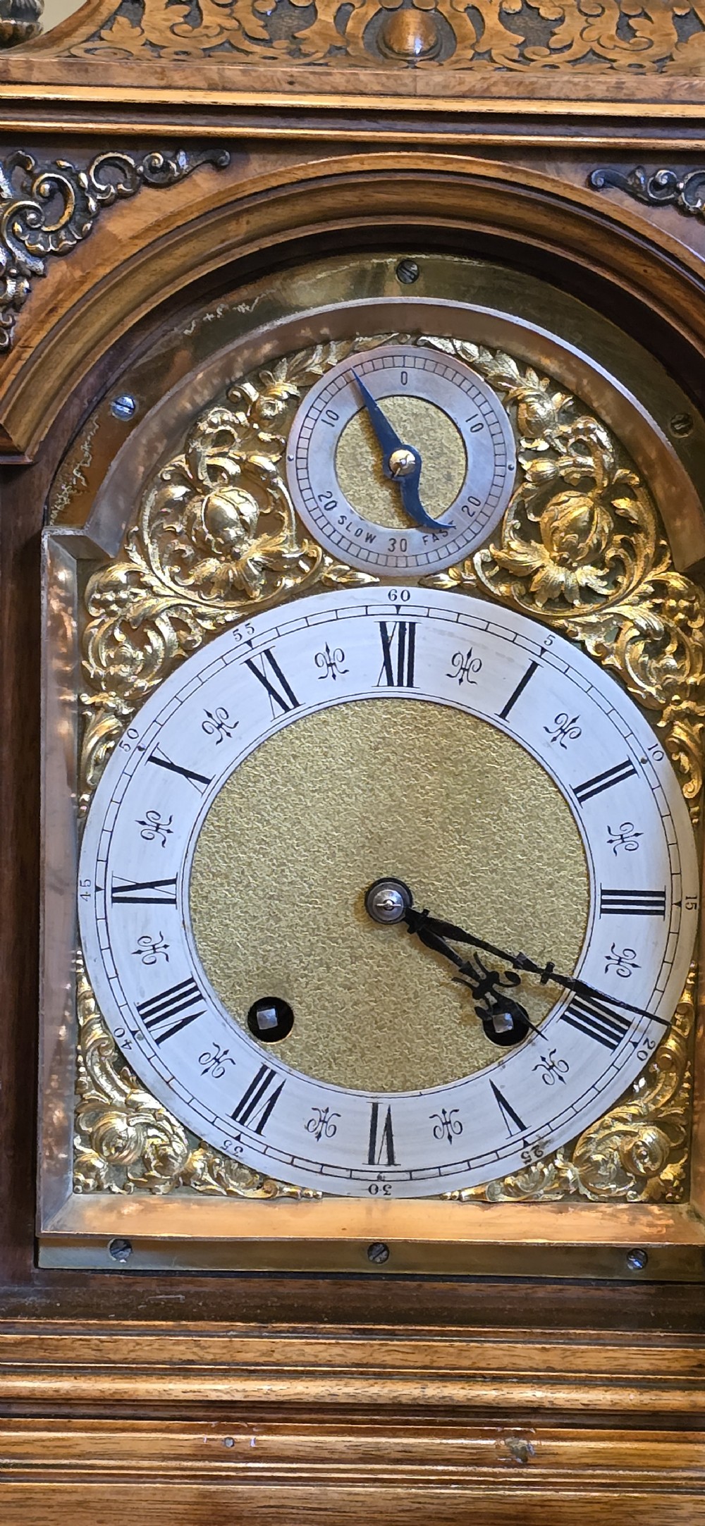 Superb quality Burr Walnut & Gilt bronze mounted Bracket Clock. Circa 1890 with a Ting Tang quarter chiming movement by Lenzkirch.  View XVI
