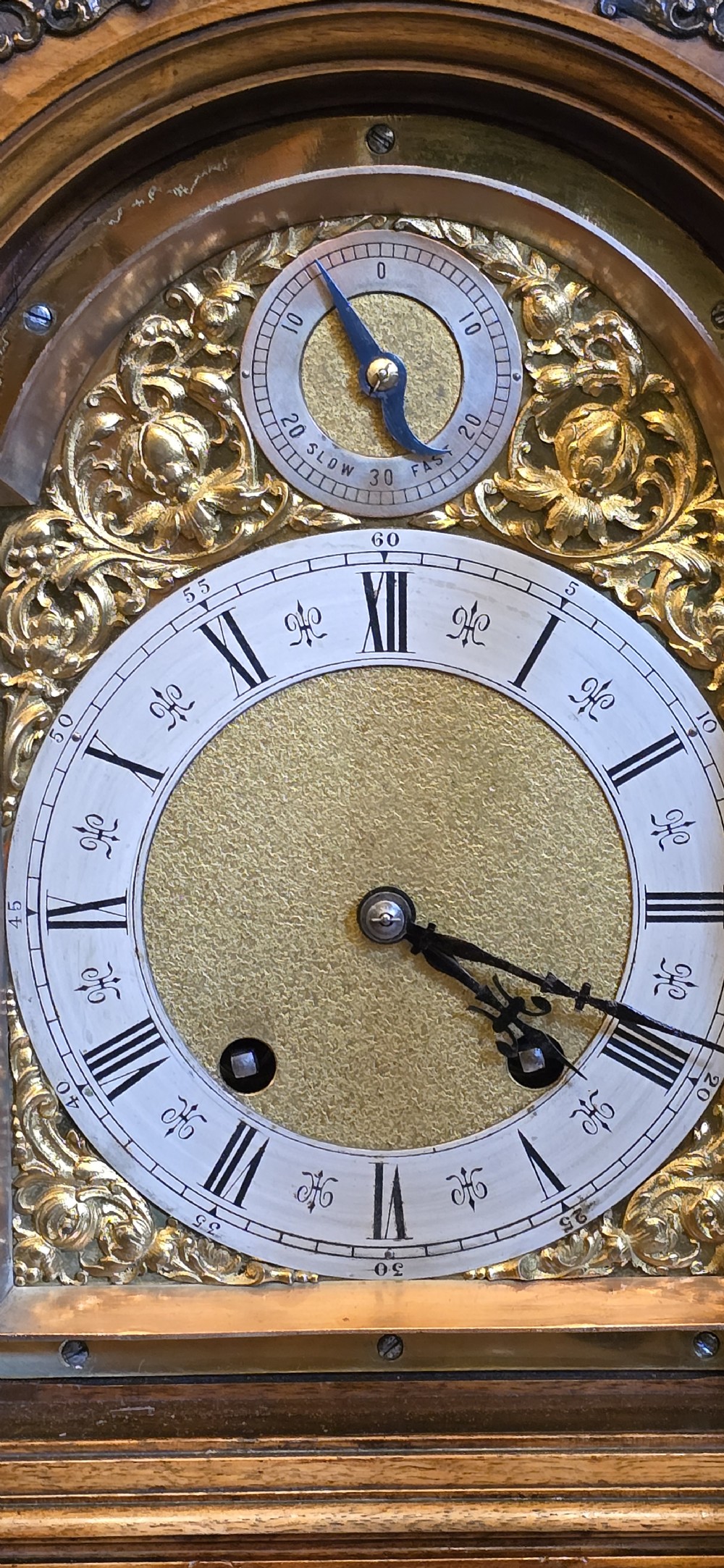 Superb quality Burr Walnut & Gilt bronze mounted Bracket Clock. Circa 1890 with a Ting Tang quarter chiming movement by Lenzkirch.  View XVII