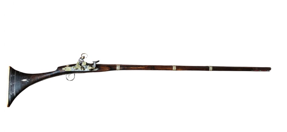 A fine Moroccan Snaphance Jezail Musket with silver Inlay Decoration. Circa 1889