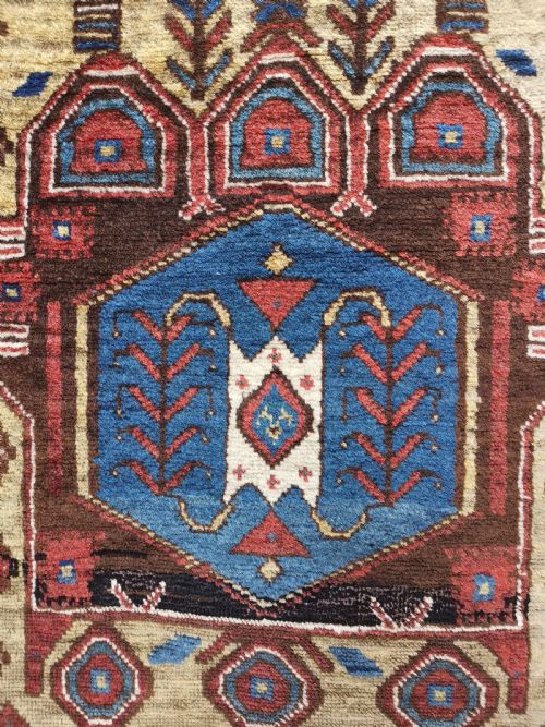 NORTH WEST PERSIAN RUG - ADDITIONAL PHOTO 1