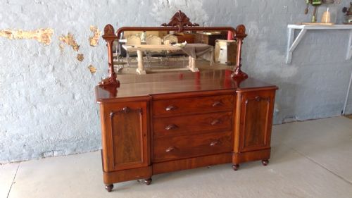  good quality victorian Lancashire breakfront mahogany mirrored backed parlour sideboard dining room buffet of handy  useful proportions