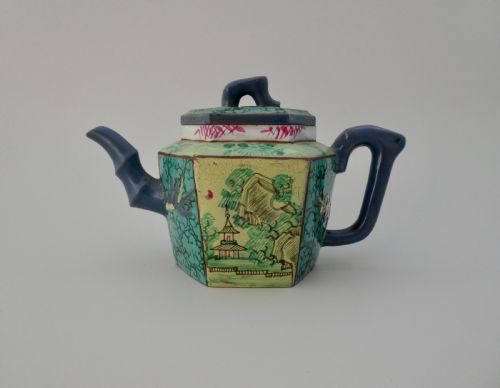 Chinese Yixing Stoneware Enamelled Teapot. 18th Century. Qing Dynasty.