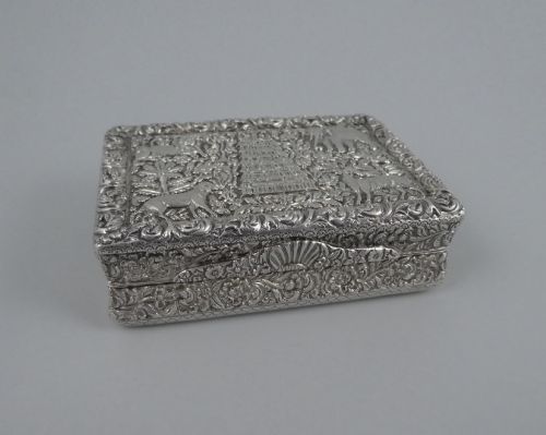 fig 1. Indian silver double snuff box. Trichinopoly or Tanjore, c. 1860.