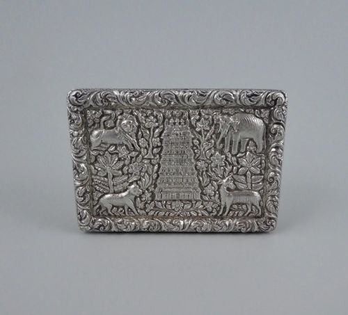 fig 2. Indian silver double snuff box. Trichinopoly or Tanjore, c. 1860.