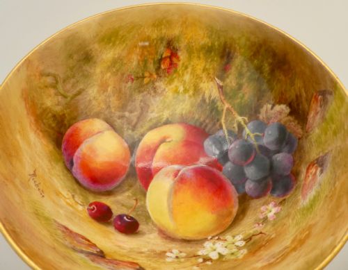 fig 1. Royal Worcester porcelain fruit painted bowl. William Ricketts, dated 1929.