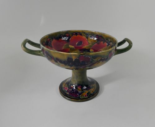 Moorcroft ‘Ochre Pomegranite’ Bowl, C. 1915.