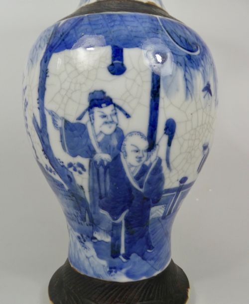 CHINESE PORCELAIN CRACKLE GLAZE VASE C 1890 - ADDITIONAL PHOTO 1