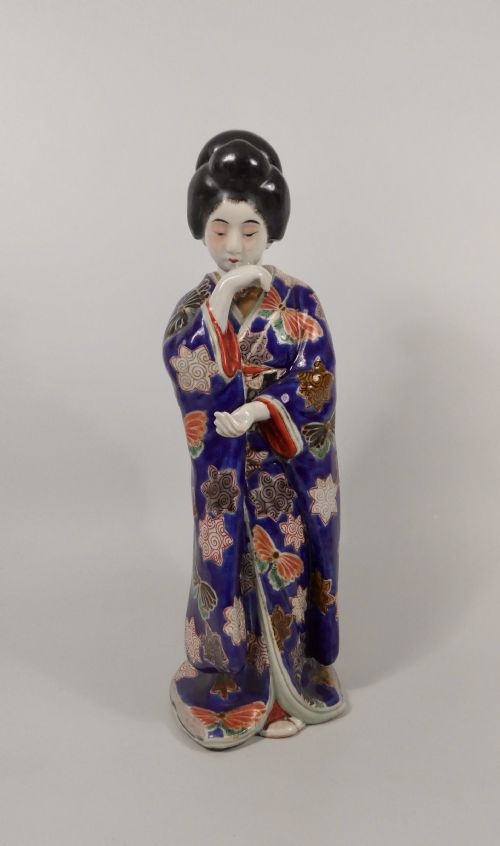 Kutani Porcelain Bijin, C. 1890. Meiji Period.