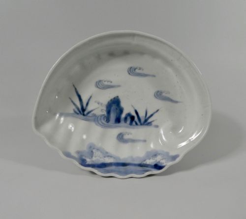 Arita ‘Abalone Shell’ Dish, C. 1720. Japan. Edo Period.