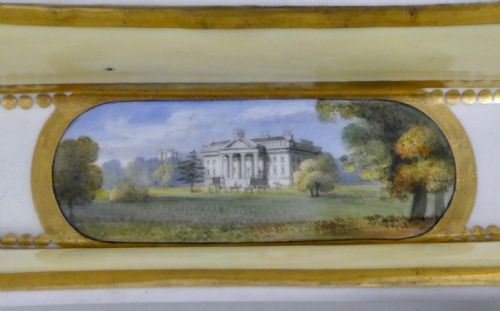 fig 1. Chamberlains Worcester pen tray, ‘Claremont’, c. 1820.