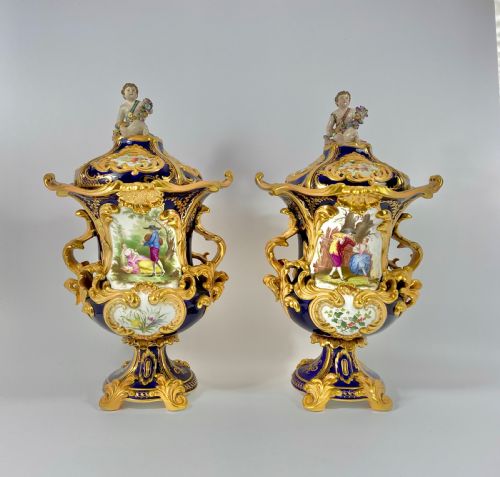 Fine Pair Minton Porcelain Vases & Covers, C. 1830.
