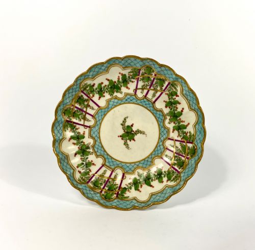 fig 1. Worcester ‘Hop Trellis’ teabowl & saucer, c. 1770.