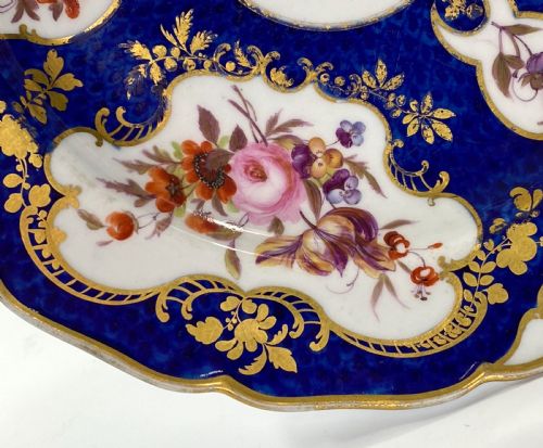 fig 1. FBB Worcester ‘Blue Scale’ dish, c.1815.