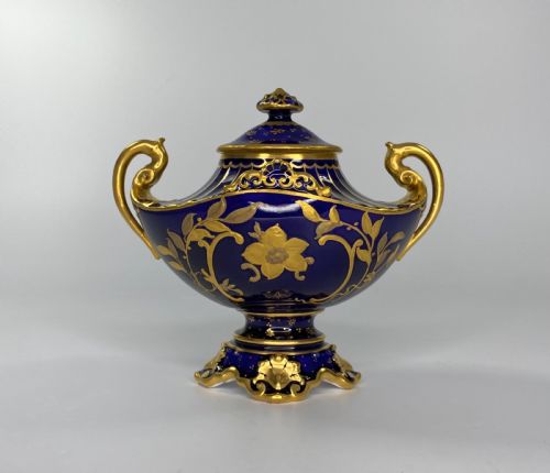 Royal Crown Derby Vase & Cover, D. 1912.