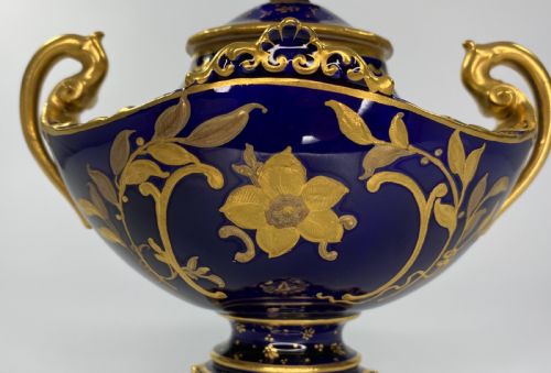fig 1. Royal Crown Derby vase & cover, d. 1912.