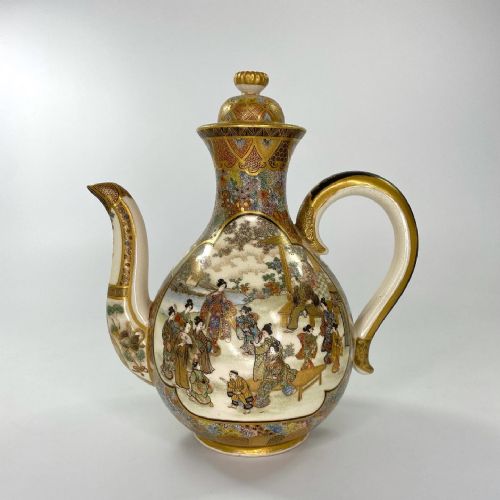 Satsuma Pottery Sake Ewer. Ryozan Okamoto, Meiji Period.