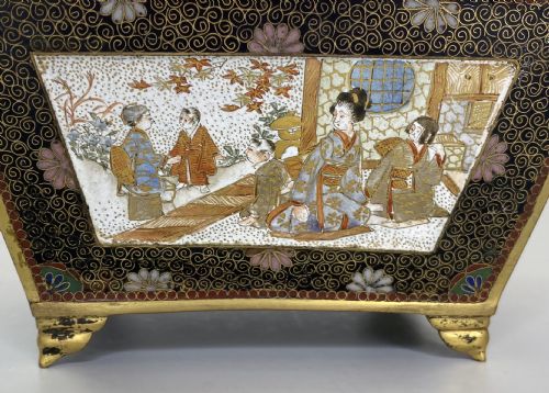 fig 1. Japanese cloisonné koro & cover. Meiji Period.