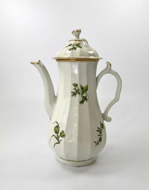 Worcester Porcelain Coffee Pot, C. 1770.
