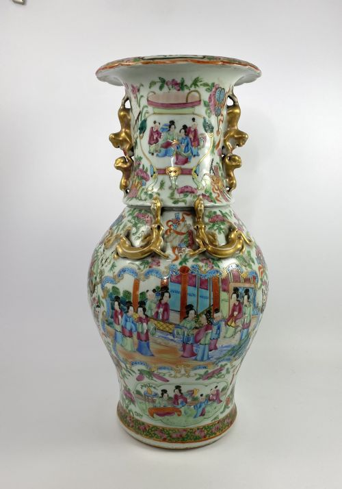 Chinese Porcelain Vase. Cantonese Enamels, C. 1880. Guangxu Period.