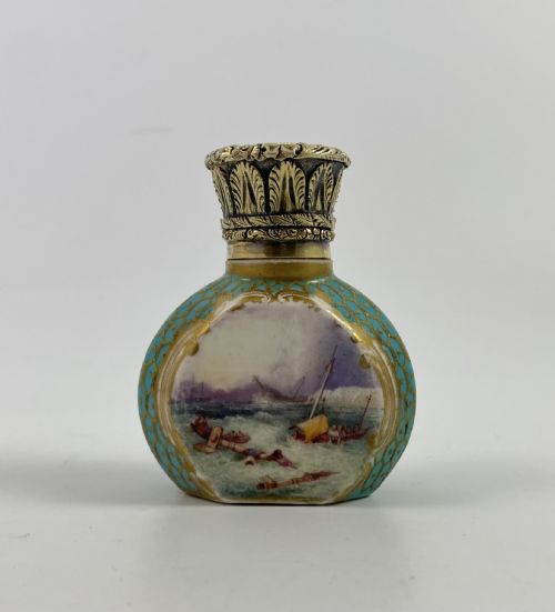 fig 1. Copeland & Garrett silver mounted vinaigrette, c. 1835.