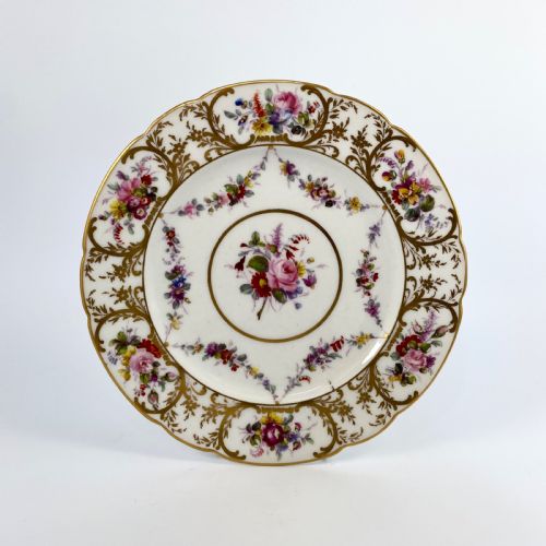 Swansea Porcelain Plate. Floral Sprays, C. 1815.