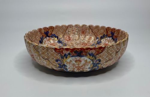 Imari Porcelain Bowl, Arita, Japan, C. 1890. Meiji Period.