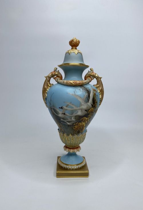 Royal Worcester ‘Swans’ Vase and Cover, Charles Baldwyn, D. 1902.