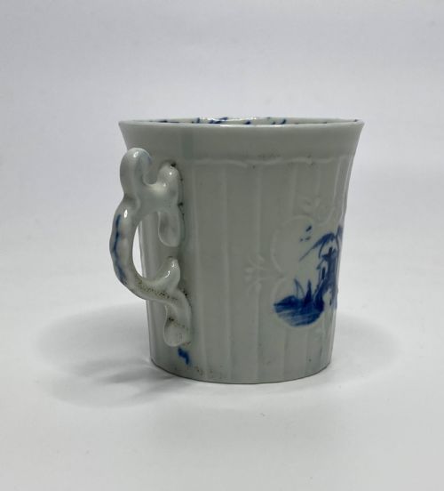 fig 1. Worcester coffee cup, Fisherman & Willow Pavilion, 1755-1760.