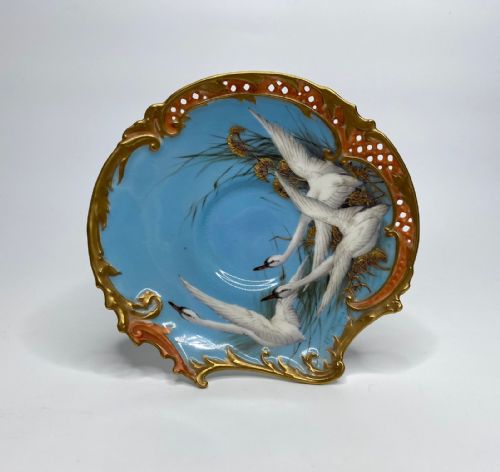 fig 1. Royal Worcester cup and saucer. Swans, Charley Baldwyn, d. 1907.