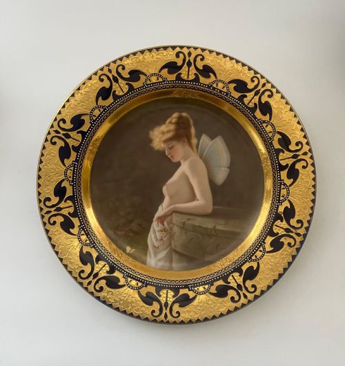 Vienna Porcelain Dish, Psyche. Hutschenreuter, C. 1900.