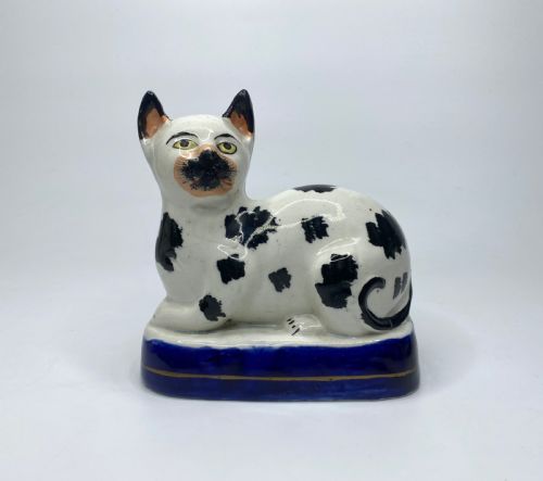 Staffordshire Pottery Recumbent Cat, C. 1850.