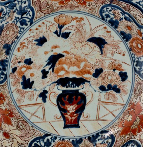 fig 1. Japanese Imari charger, Arita, c. 1700, Genroku Period.
