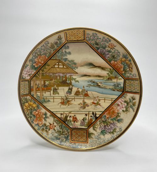 Satsuma Pottery Plate, Horse Racing, Ryokuzan, Meiji Period.