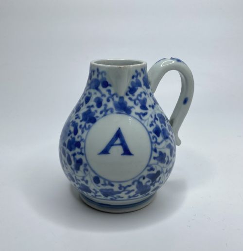 fig 1. Arita oil and vinegar ewers, c. 1700, Genroku Period.