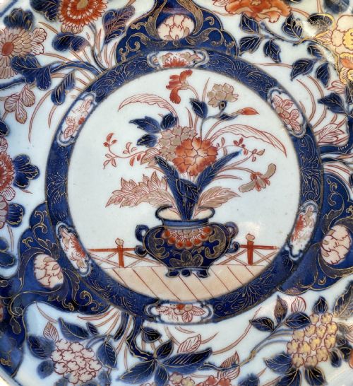 fig 1. Japanese Imari dish, Arita, c. 1700, Genroku Period.