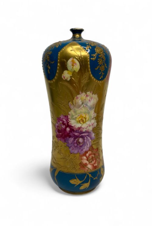 fig 1. Pair of Royal Bonn vases, Flowers, c. 1895.