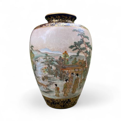 Satsuma Pottery Vase, Bijin, Kinkozan, Meiji Period.