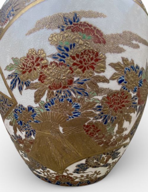 fig 1. Imperial Satsuma censer and cover, Japan, Meiji Period.