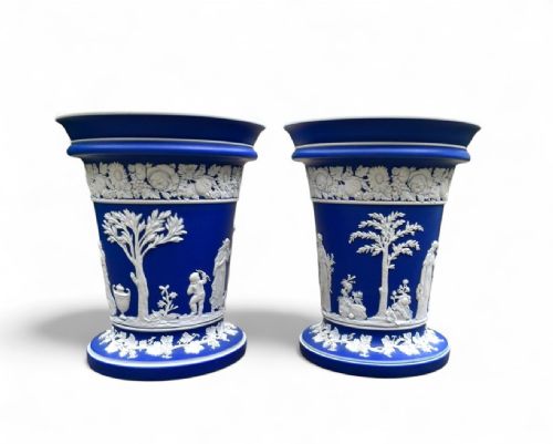 fig 1. Pair Wedgwood blue jasper cache pot, c. 1840.
