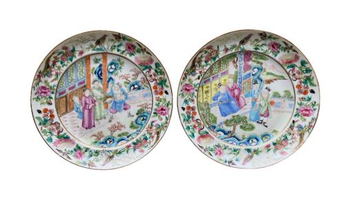 Pair Chinese Porcelain Plates, C. 1840, Qing Dynasty.