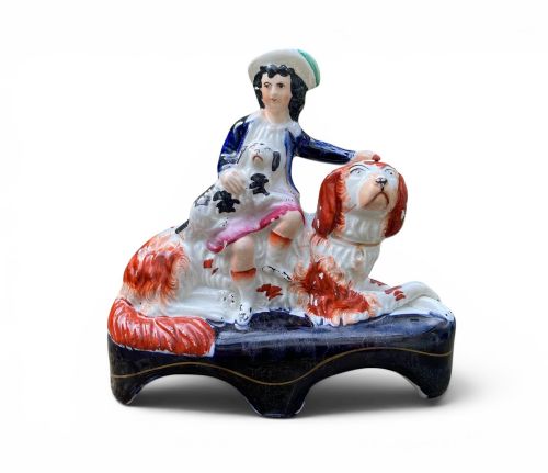 fig 1. Staffordshire pottery Irish Setters and Royal Children, c. 1850.