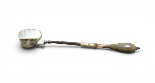 CHINESE PORCELAIN LADLE FAMILLE ROSE C1760 QIANLONG PERIOD - ADDITIONAL PHOTO 1
