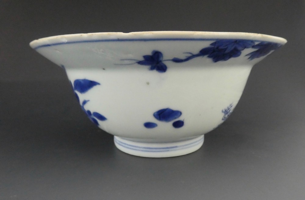 Chinese porcelain ‘Klapmuts’ bowl, Kangxi Period, c. 1700. View VII