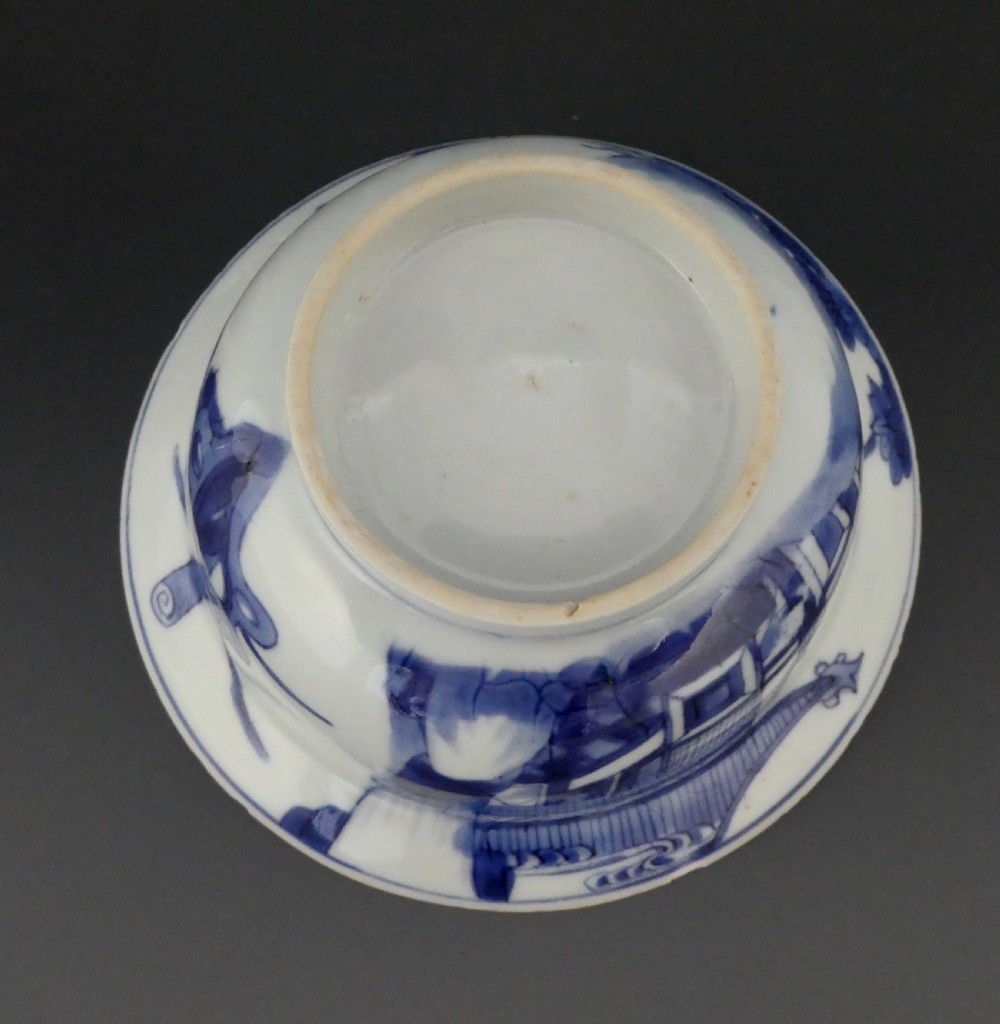 Chinese porcelain ‘Klapmuts’ bowl, Kangxi Period, c. 1700. View XI