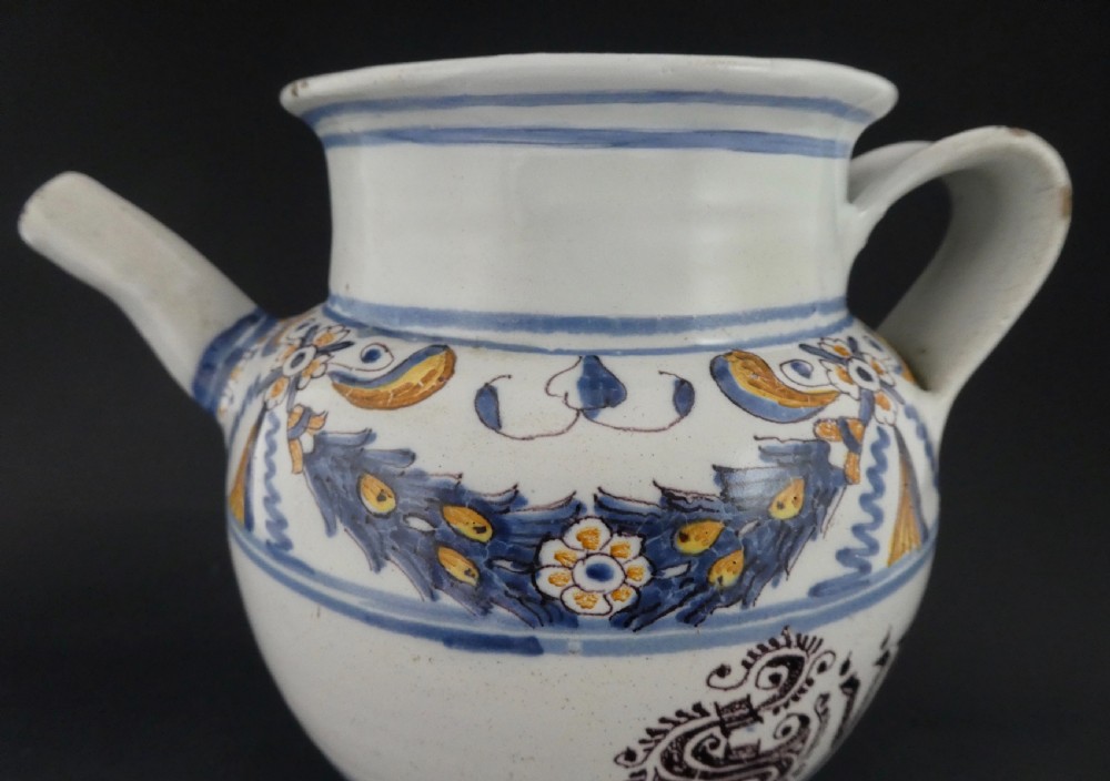 Italian maiolica wet drug jar, c. 1700 View II