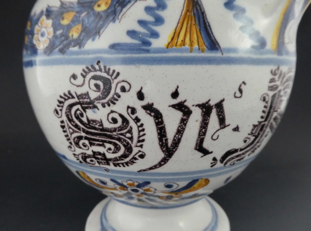 Italian maiolica wet drug jar, c. 1700 View IV