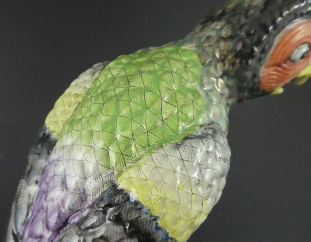 Chinese porcelain parrot. Famille rose decoration. Jiaqing Period, c. 1800. View V